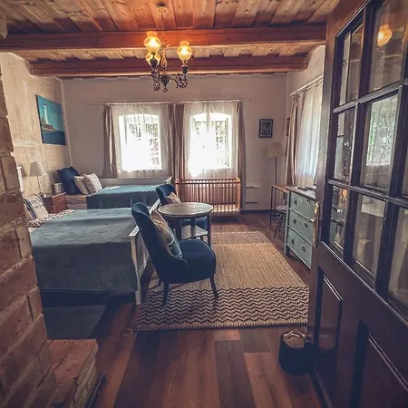 Apartment Padlaskincsek Vendeghaz *