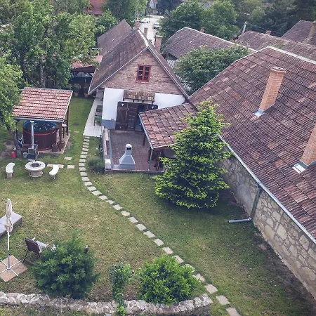 Padlaskincsek Vendeghaz