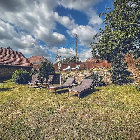 Apartment Padlaskincsek Vendeghaz Nagyborzsony